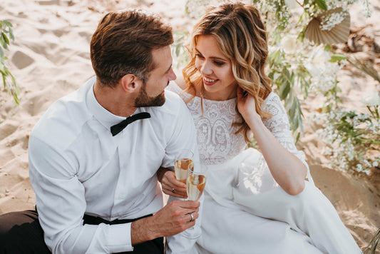 💍 Cum aleg invitația de nuntă? – Ghid complet pentru viitori miri 💍