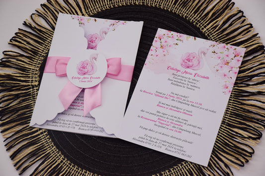 Invitatie Botez cu Plic si Fundita, tema Lebada - Model B129