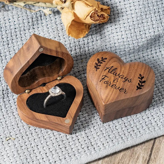 Cutie inel de logodnă V4