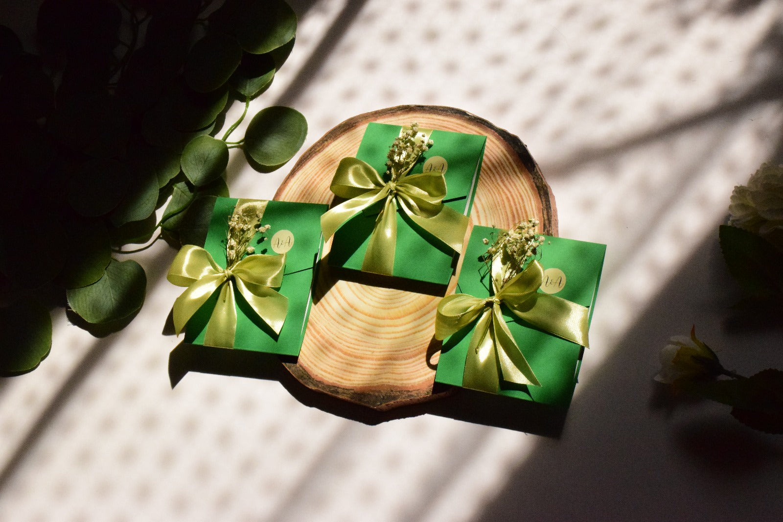 Invitatie-nunta-cu-flori-naturale-Atelierul-de-Hartie-2026